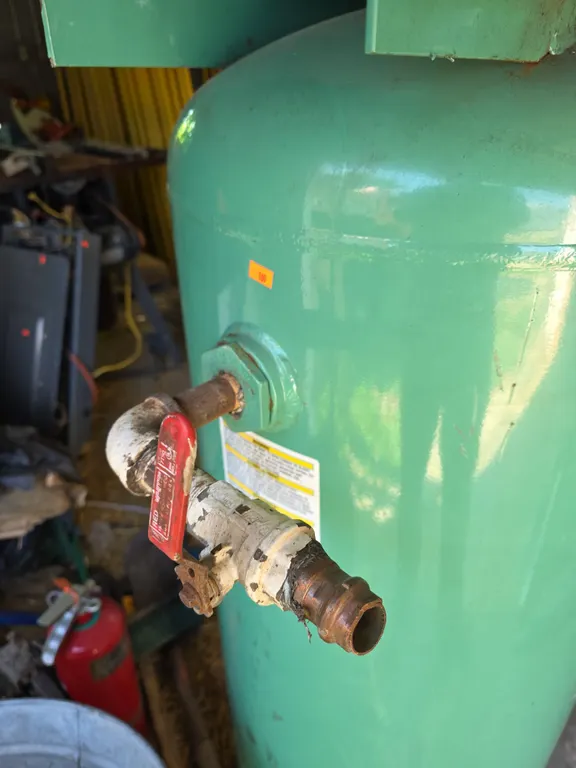 Speedaire air compressor 60 gal 3 phase