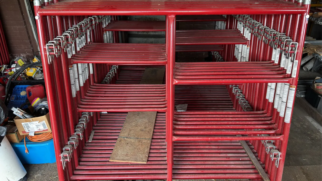 Set of 5x5 Granite Scaffolding With 7 ft. Bracing Like New