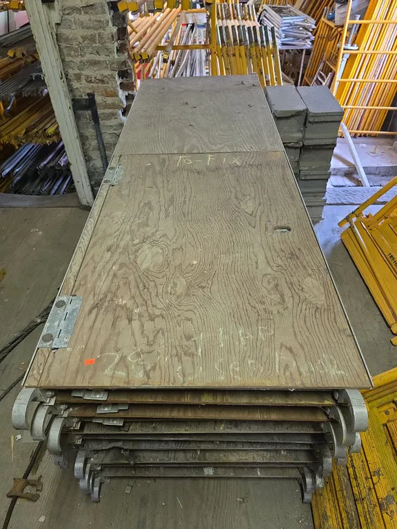 28in x 7ft walking plank w/ trap door