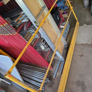 12 7ft guard rails w/ toe board