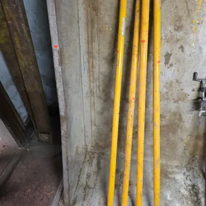 4 scaffolding rails