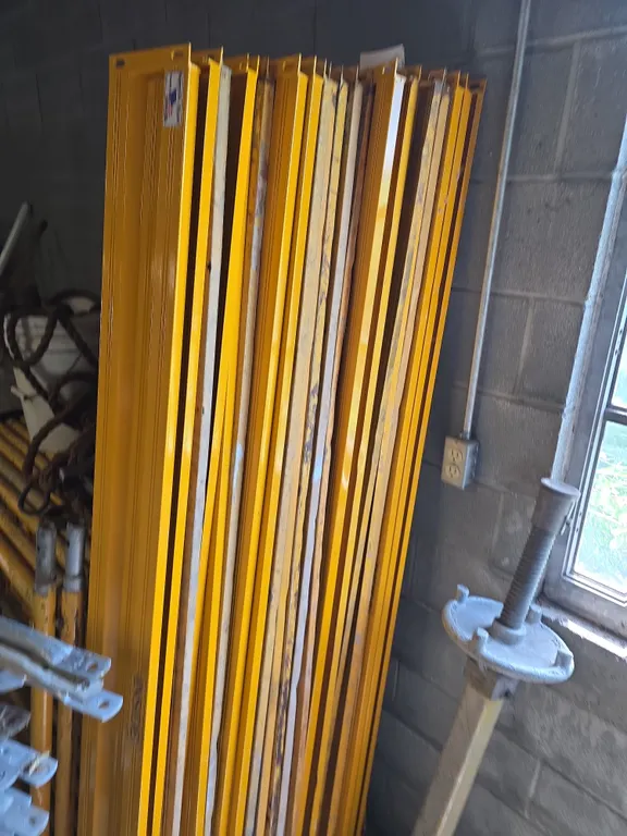 21 7ft toe boards for scaffolding