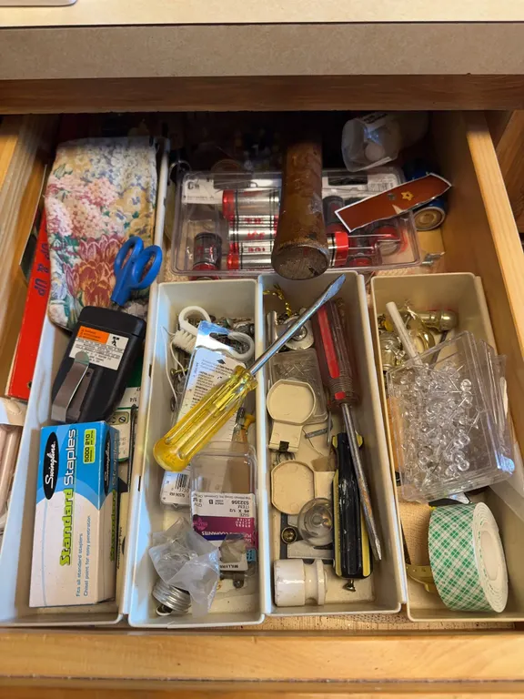 LED Light Bulbs Battery�s, Tacks and other misc