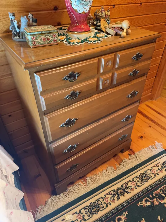 Chest of Drawers