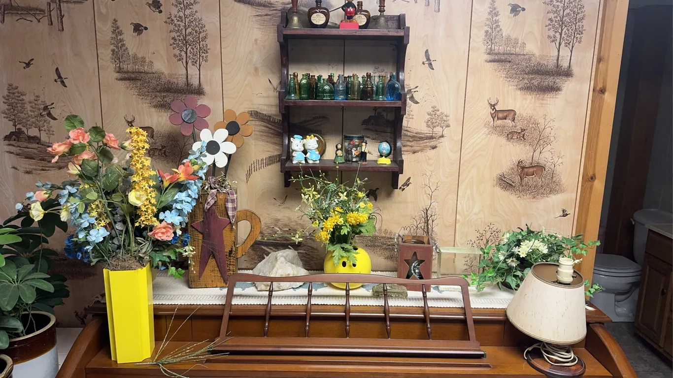 Home Decor., Mini Figures, Mini Medicine Bottles and other misc