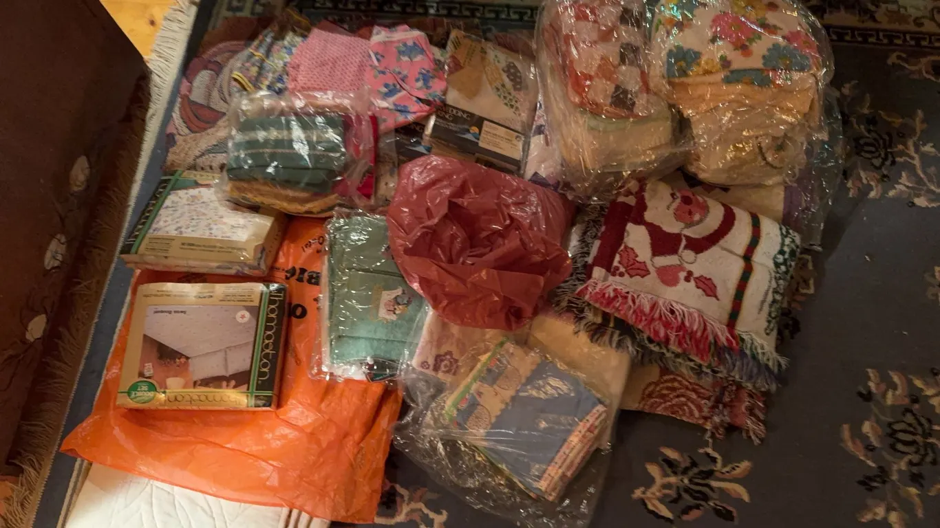 Blankets, Quilts, Hats and other misc.