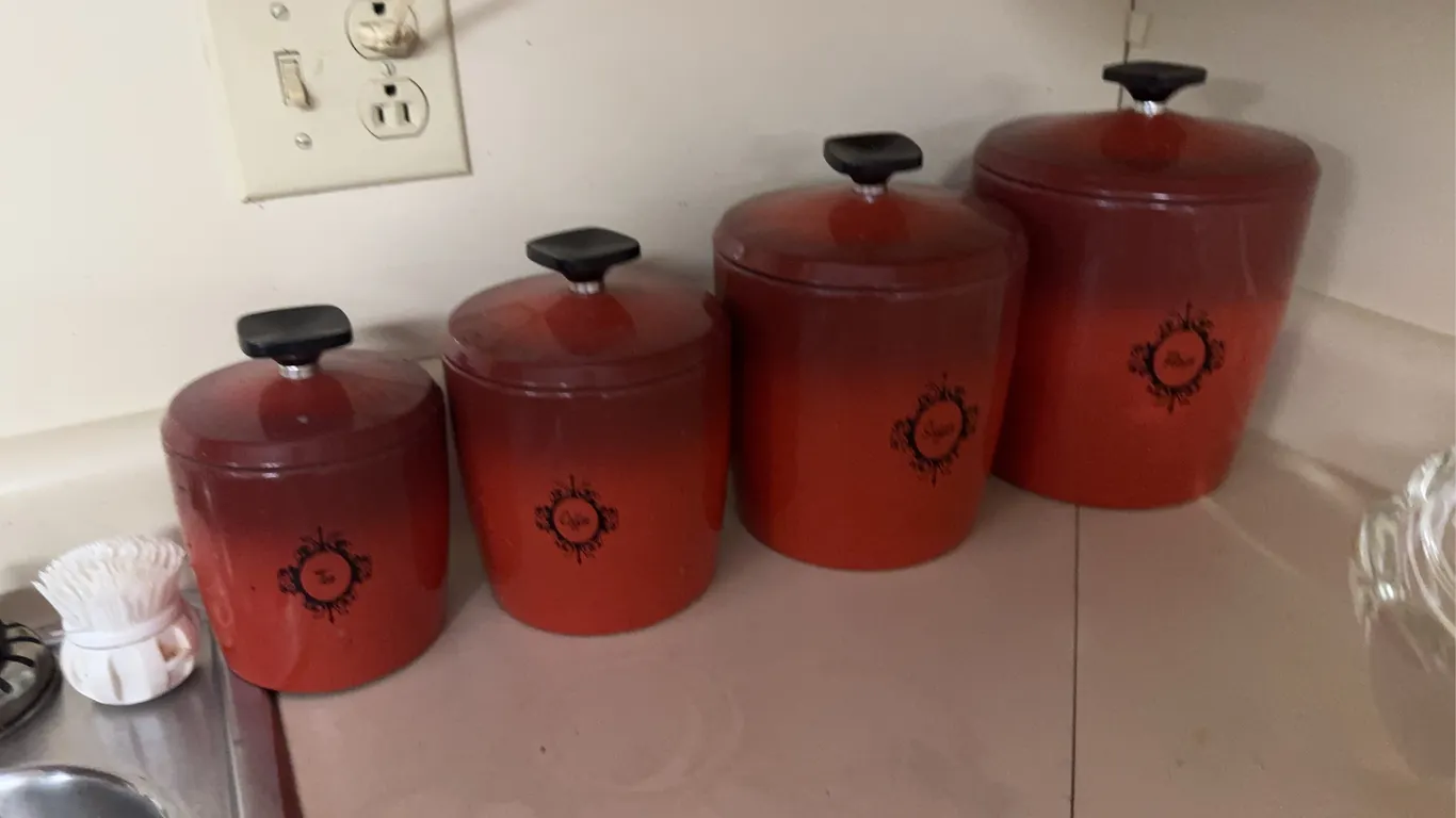 (4) Tin Pots