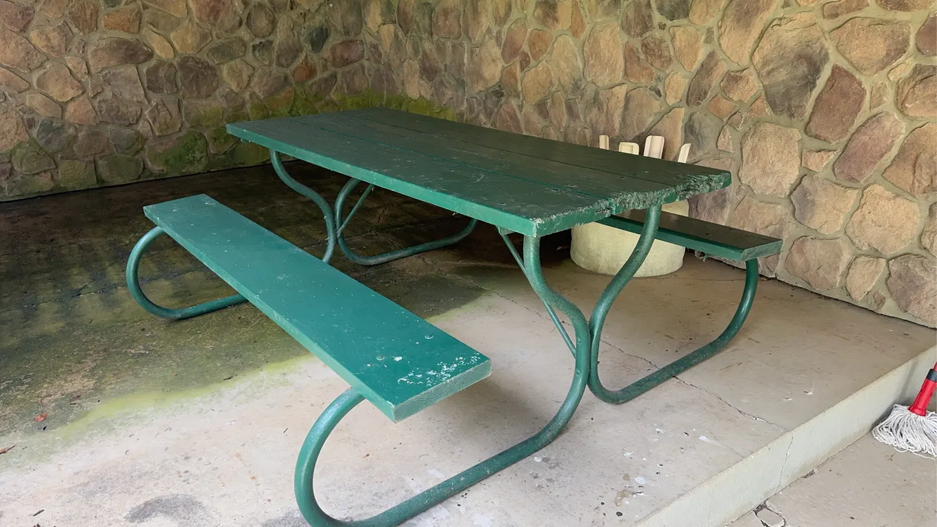 Metal Framed Picnic Table