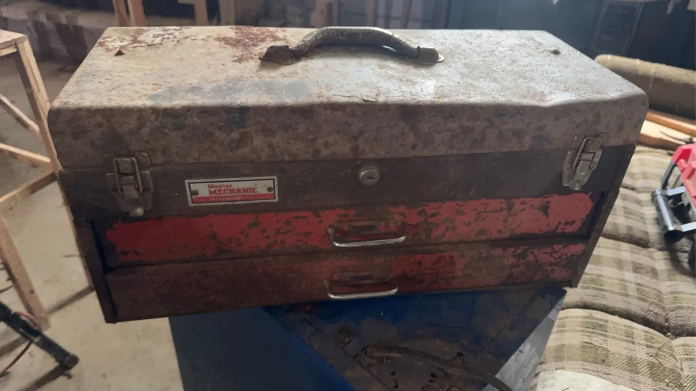 Metal Tool Box w/Tools