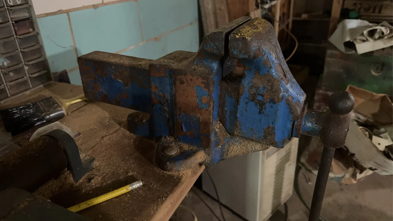 Bench Vice