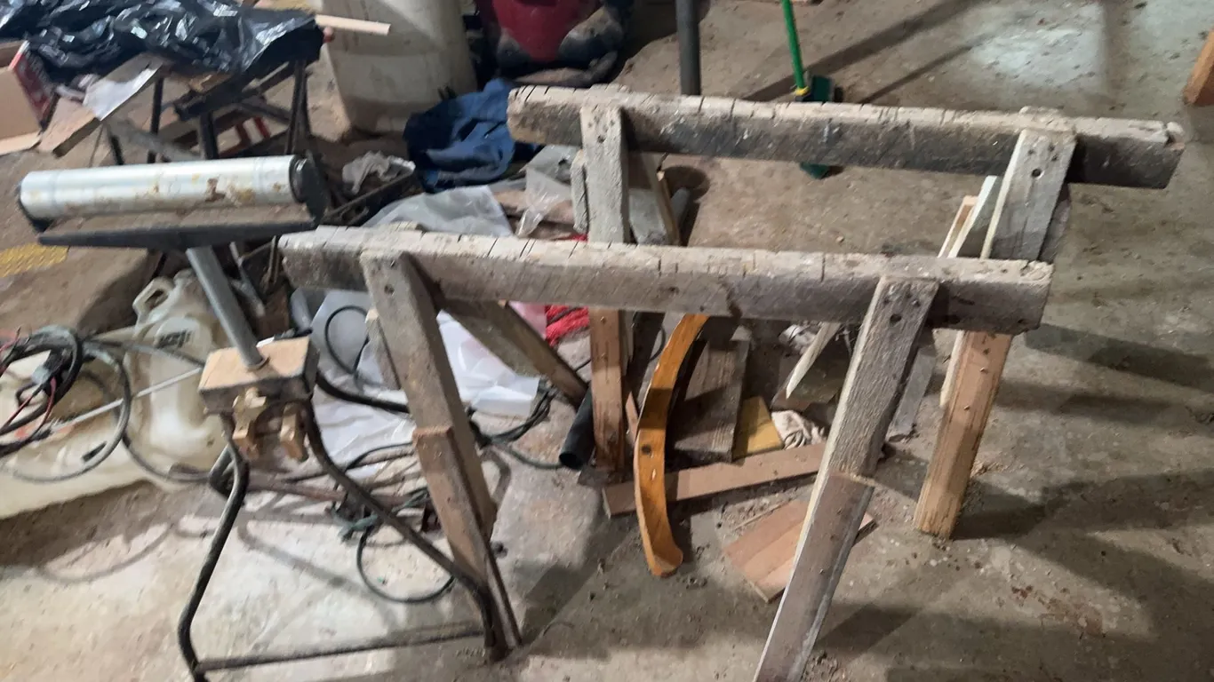 (2) Saw Horses and a Metal Stand Roller