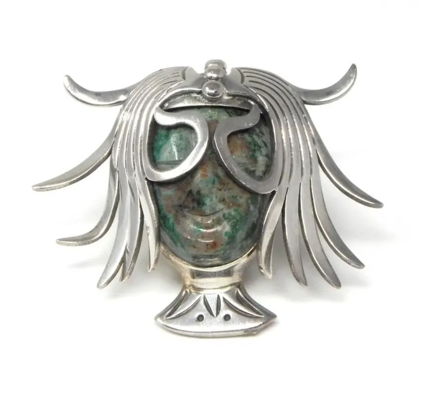 925 SILVER & CARVED STONE BROOCH 38.89g
