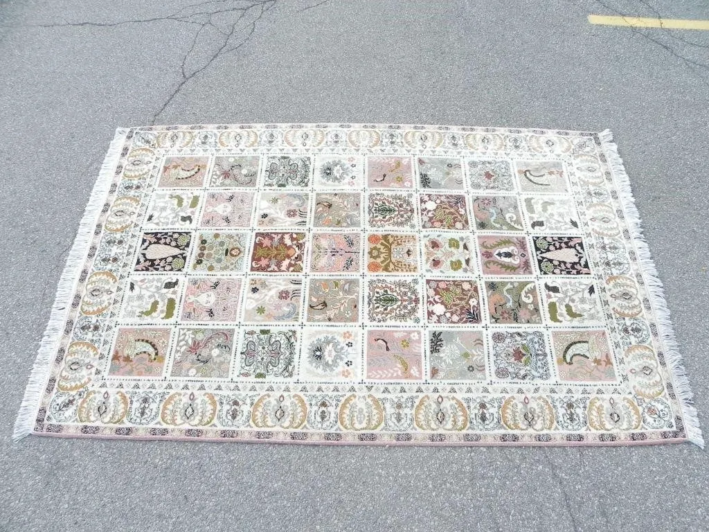 MOROCCAN MODERN RUG WITH FLORAL DESIGNS 125"X79"