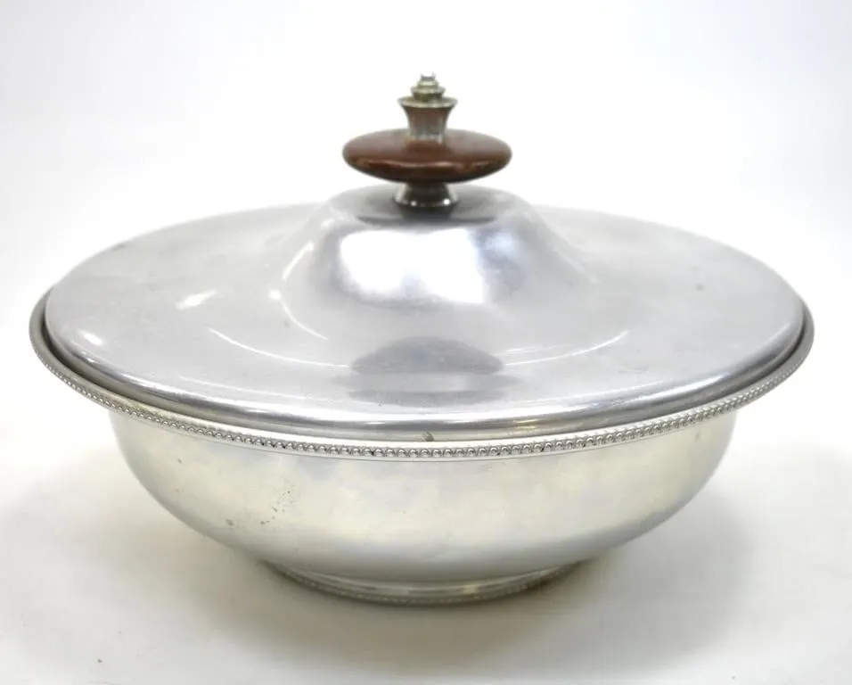 BUENLUM COVERED SERVING DISH WITH PYREX INSERT