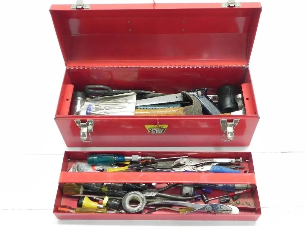 INTERNATIONAL RED METAL 20" TOOLBOX WITH TOOLS