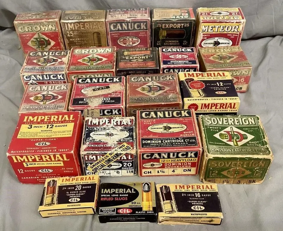 Lot of more than 20 empty vintage shotgun shell