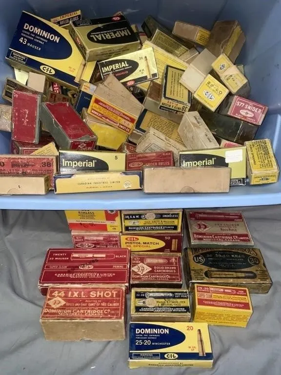 More than 80 vintage empty pistol and rifle