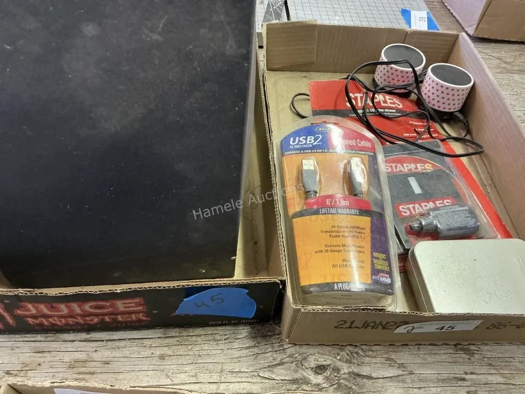 2 Flats Office Items