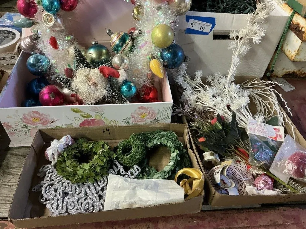 5 Boxes Christmas Decor