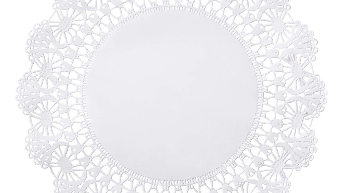 Hoffmaster 10" White Cambridge Lace Doilies...