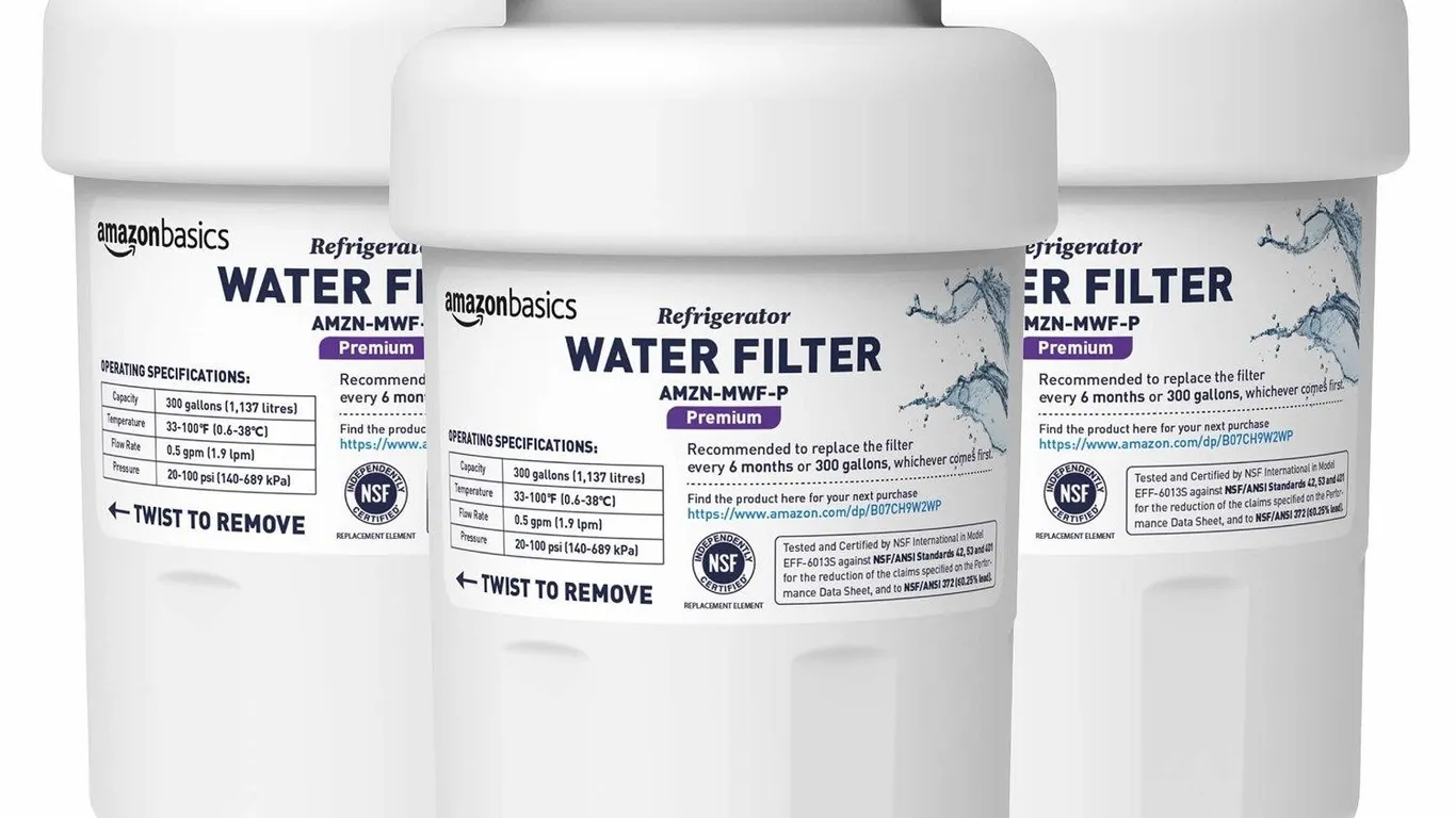 Amazon Basics Replacement Water Filter...