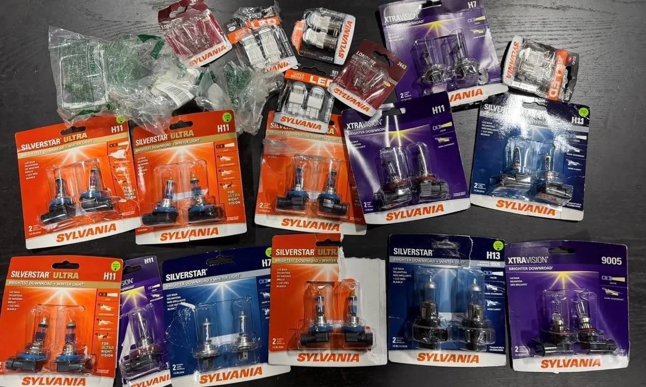 Sylvania Automotive Bulb Super Bundle 4 Resellers