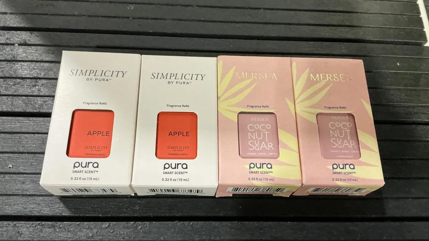 Pura Smart Scent Fragrance Refill Lot 4 Pack