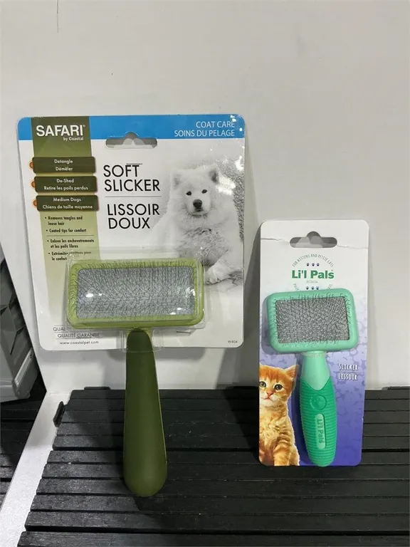 Safari and Lil Pals Pet Grooming Slicker Brushes