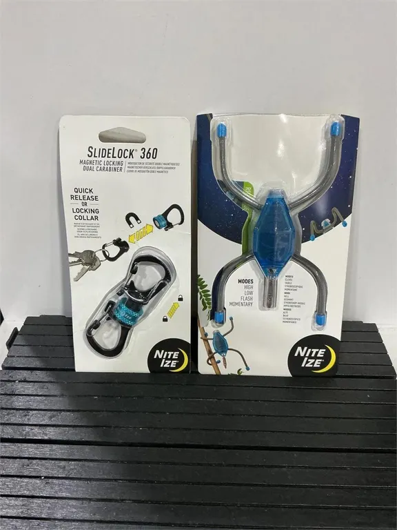 Nite Ize SlideLock 360 Carabiner and BugLit Lot