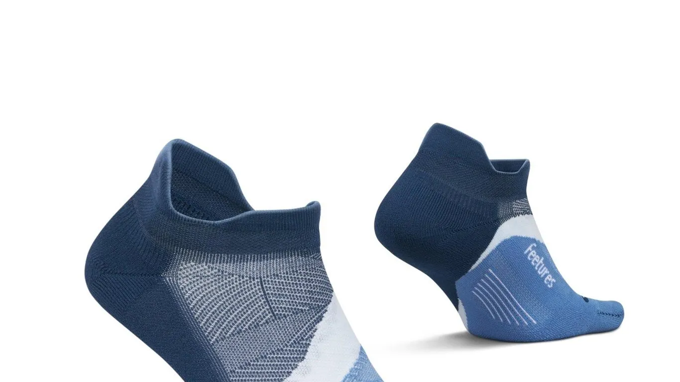 Feetures Elite Light Cushion No Show Tab Ankle...