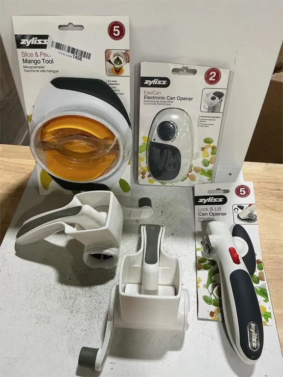 Zyliss Kitchen Tool Bundle: Mango Tool, Can...