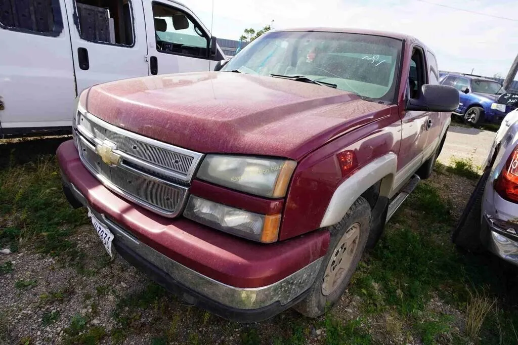 2006 Chevrolet Silverado SN: 1GCEK19B86Z258927