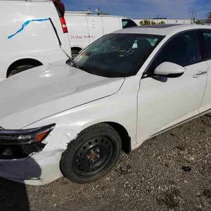 2018 Honda Accord SN: 1HGCV1F95JA802020
