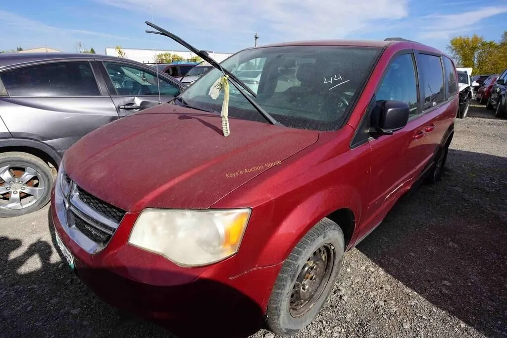 2011 Dodge Caravan SN: 2D4RN4DG8BR600610
