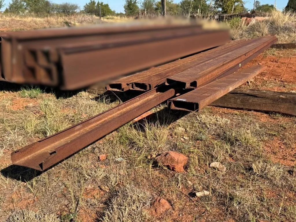6 in Steel C-Purlins