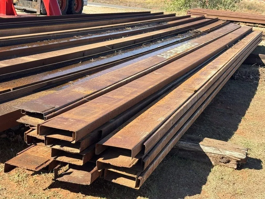 8 in Steel C-Purlins