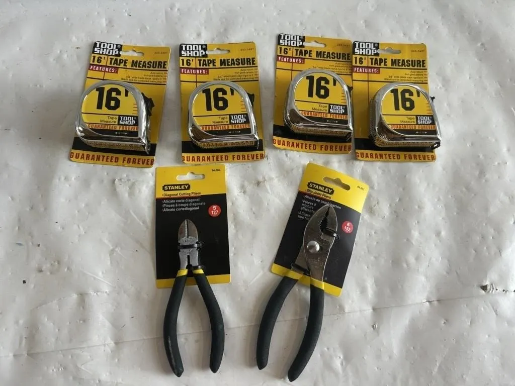 Tape Measures and Pliers Tool Lot