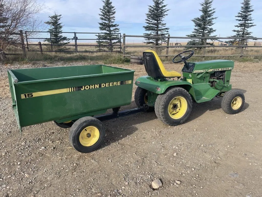 John Deere 112 Garden Tractor & Dump Wagon