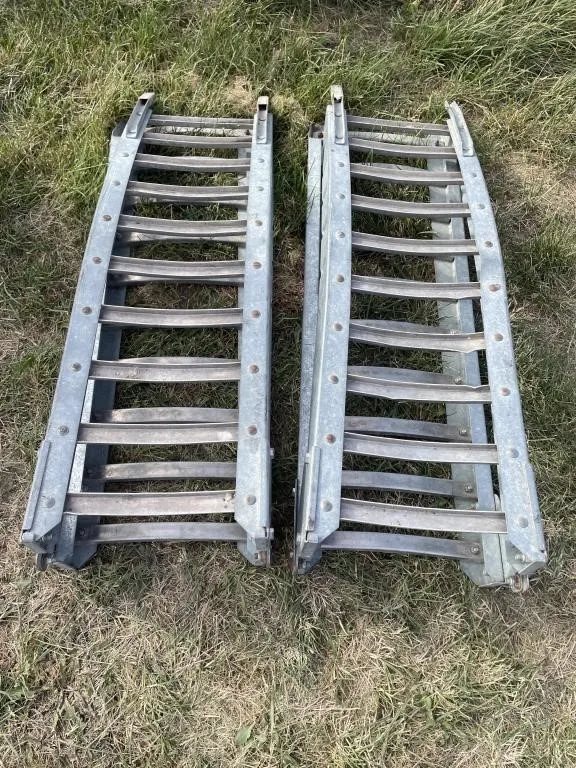 Pair Of West Folding Quad Truck Ramps