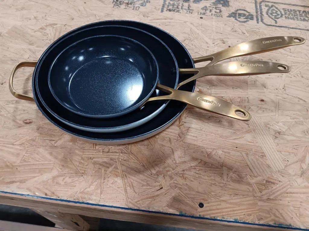GreenPan Skillets. 8, 10.5 & 12 Inch In Size.