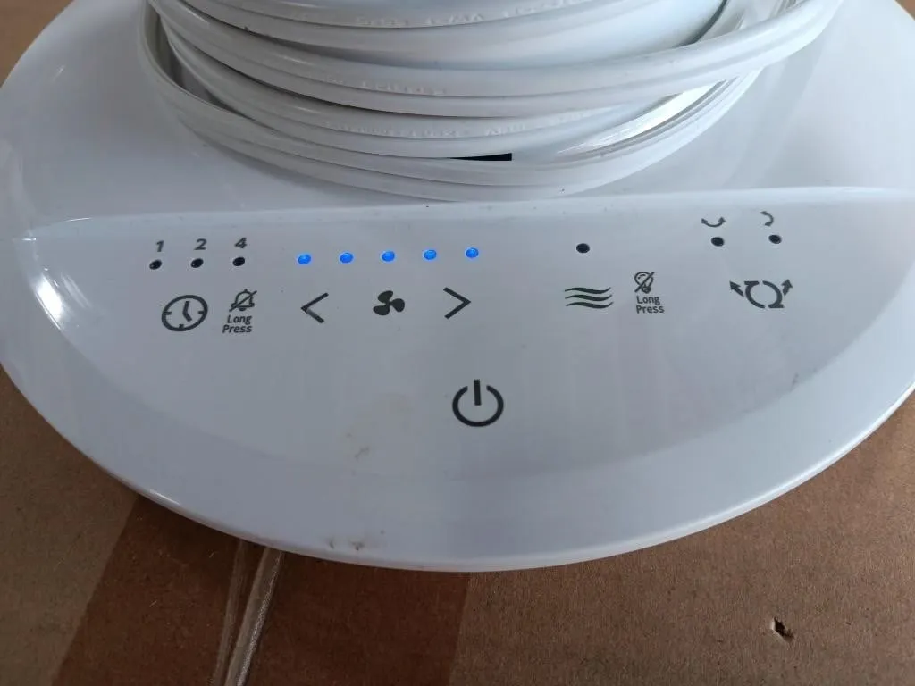 WOOZOO circular fan with remote
Tested at