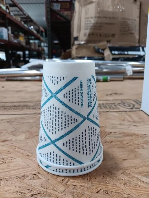 Box of 106 insulated 12oz. Dixie cups.