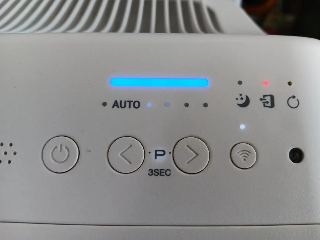 WINIX AIR PURIFIER WiFi controlled
(Used)