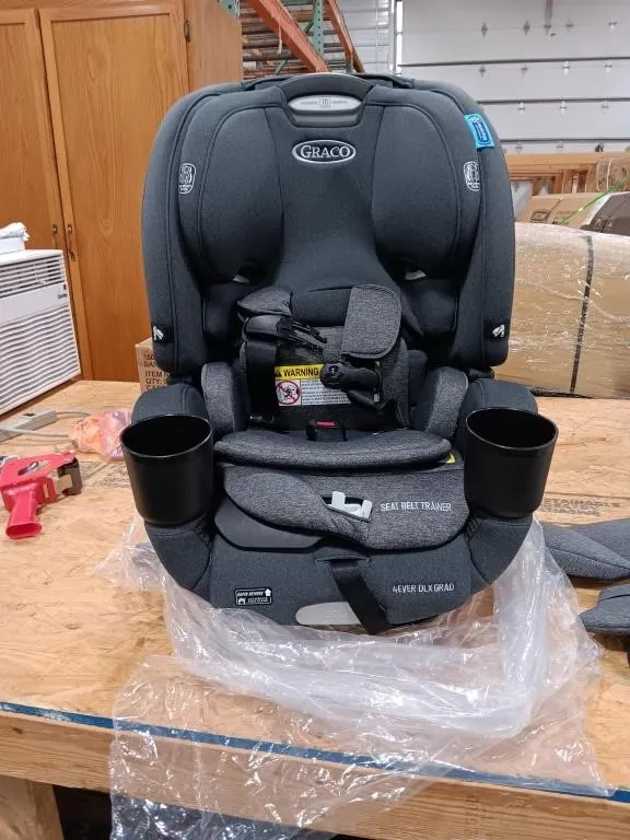 Graco 4Ever DLX Grad 5 In One Car Seat. Appears