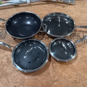 HEXCLAD HYBRID COOKWARE (7 piece)
(Used)