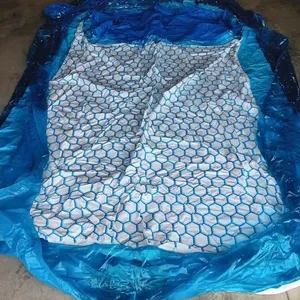 H20Go Inflatable pool with cup holders
(Used)