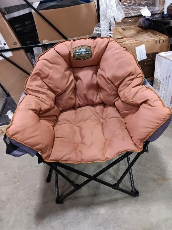 Tommy Bahama Jumbo Padded Chair. Tension Based