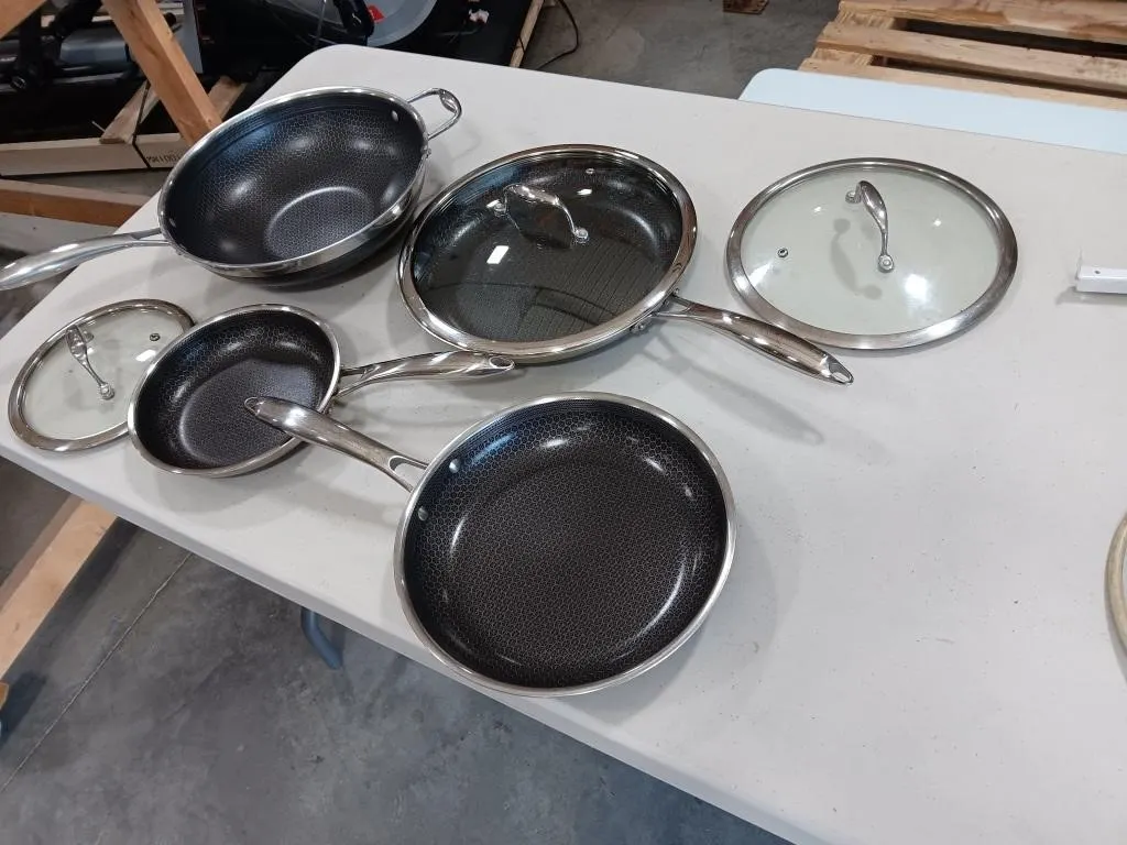 Hexclad Seven Piece Cookware Set. Eight, Ten &