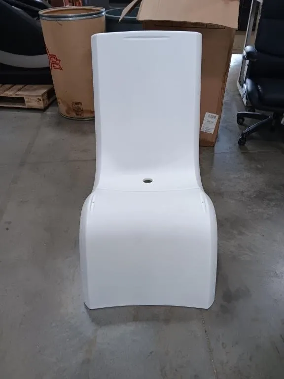 Vero Step Two Pool Chair. Approx 37x43x23.