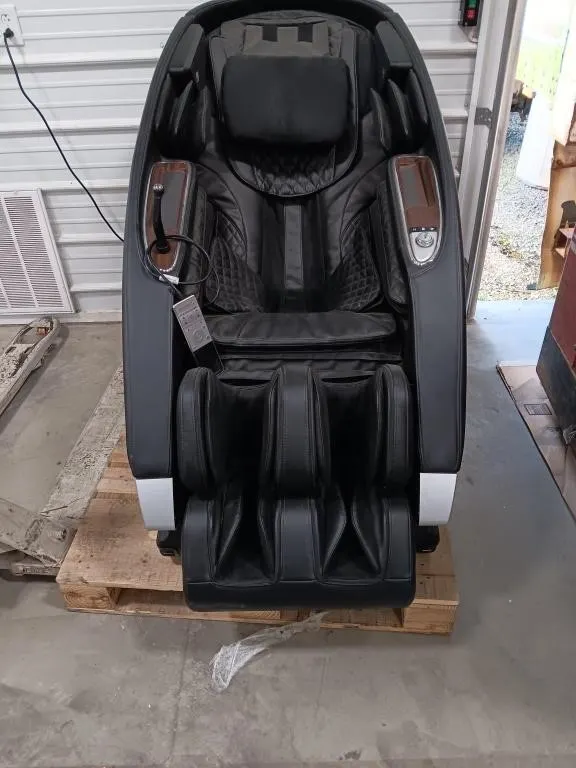 Super Nova Human Touch Massage Chair With Remote.